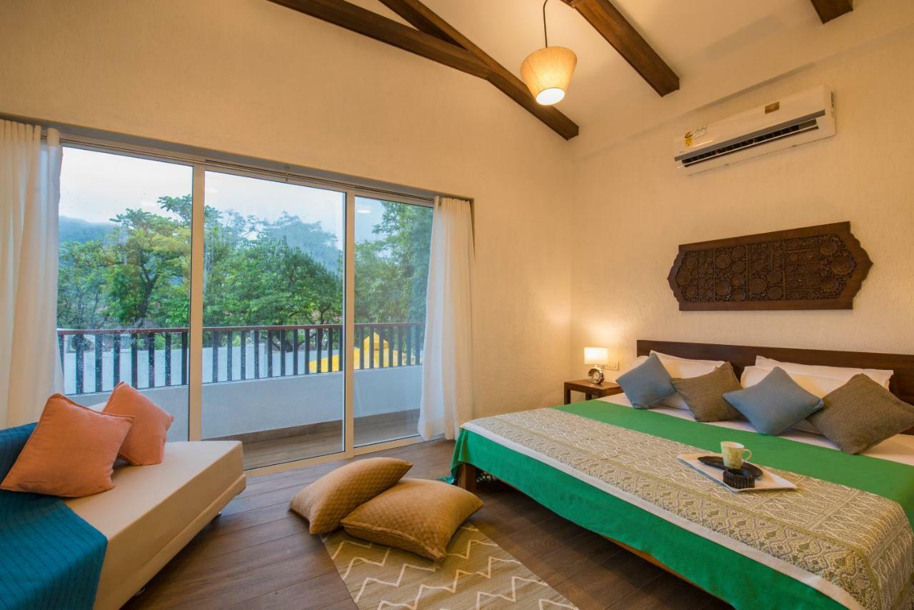El Lodge By Stayvista - Pool, Lawn, And A Charming Gazebo For Your Perfect Getaway Lonavala Bagian luar foto